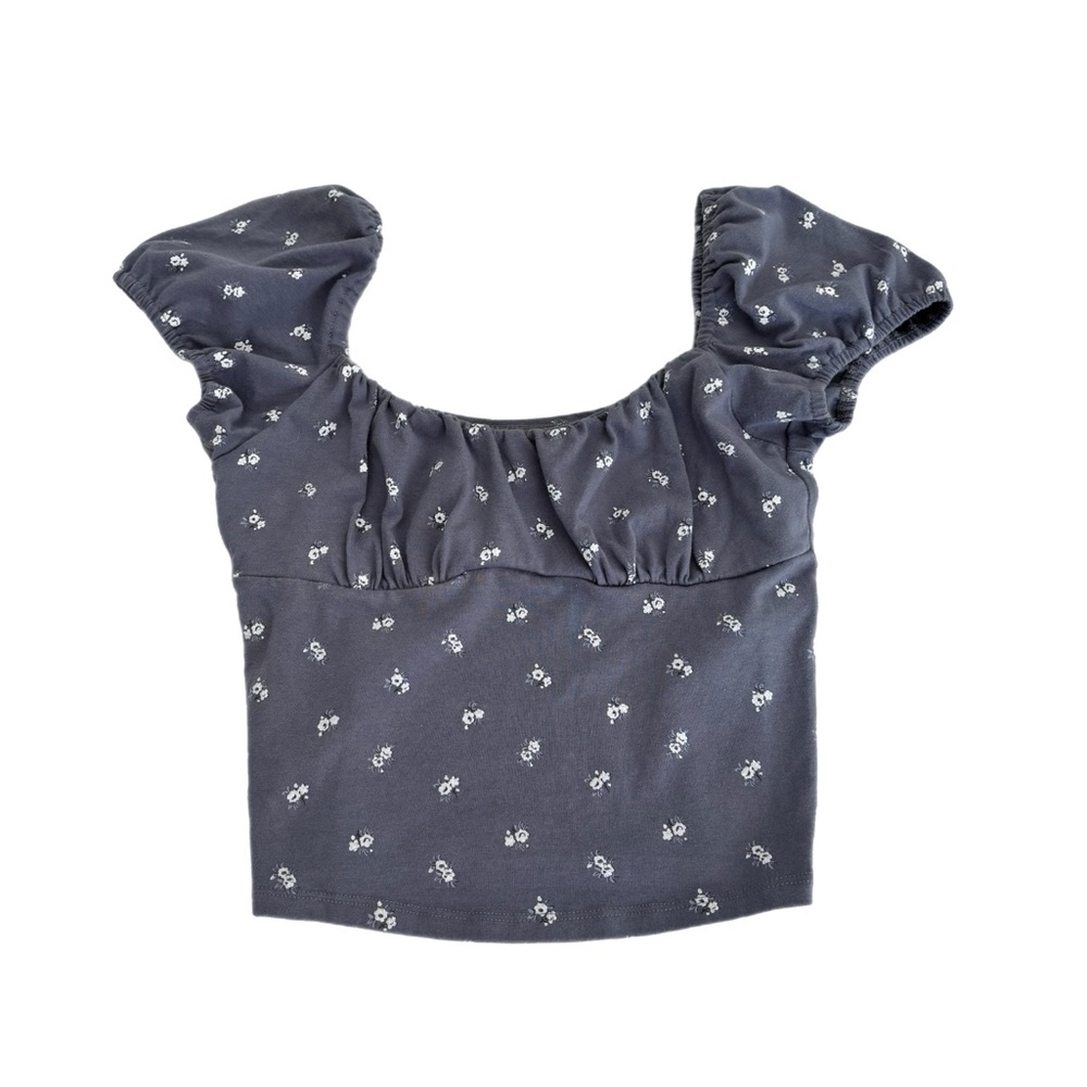 HOLLISTER Gray Blue Floral Cap Ruffle Short Sleeve Crop Top